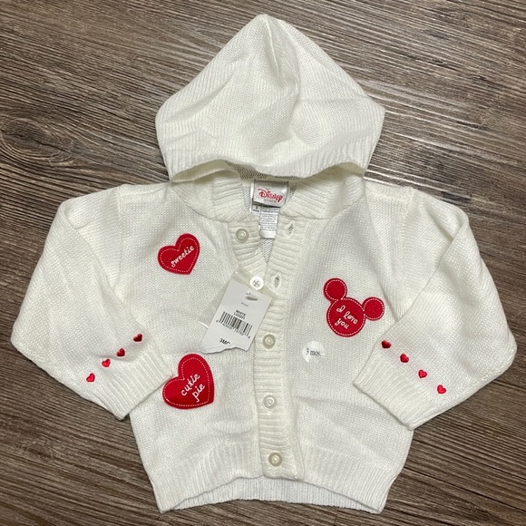 Disney Other - 🔴Disney Mickey Mouse hearts/love Sweater